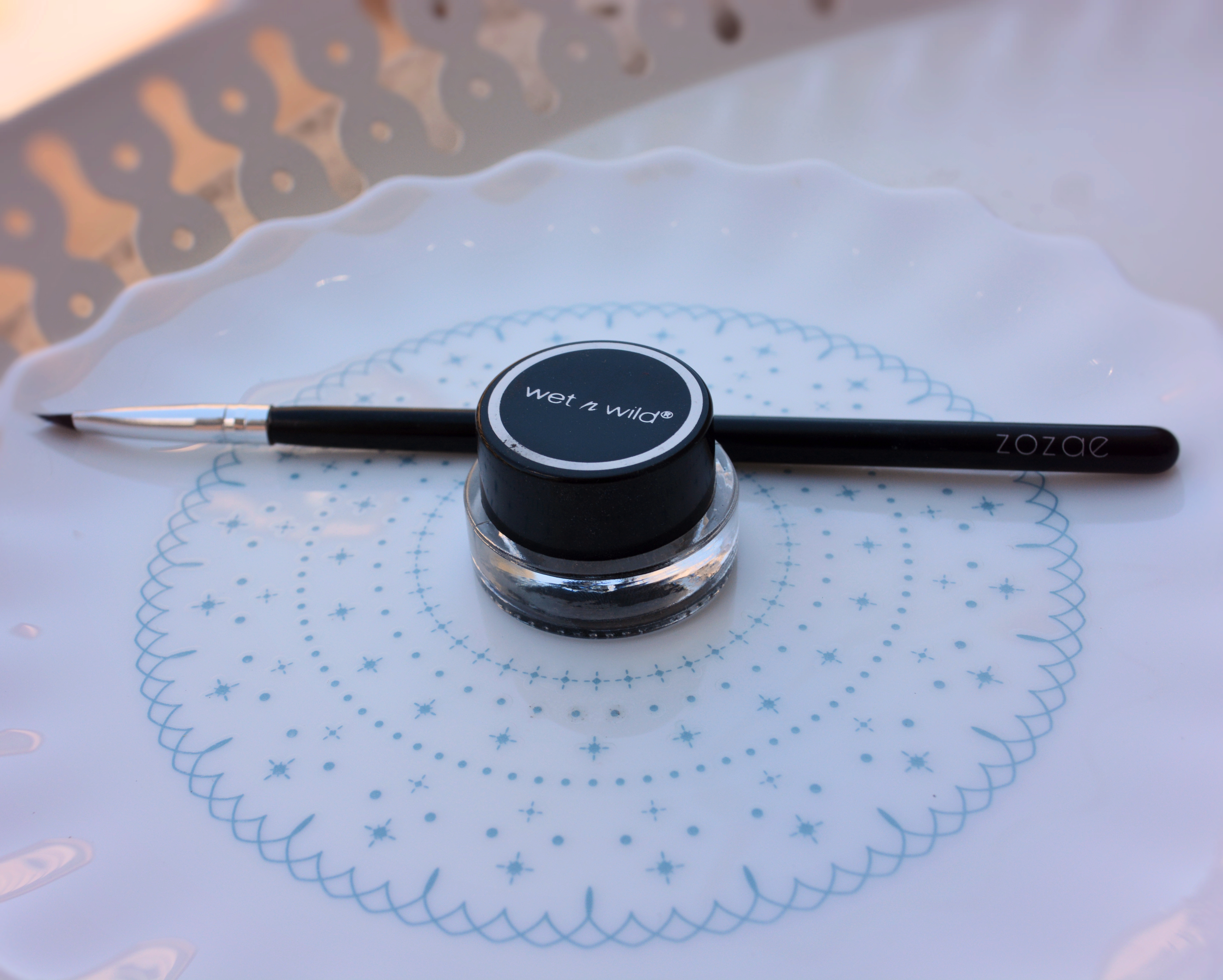 Wet and Wild On Edge Creme Eyeliner Review